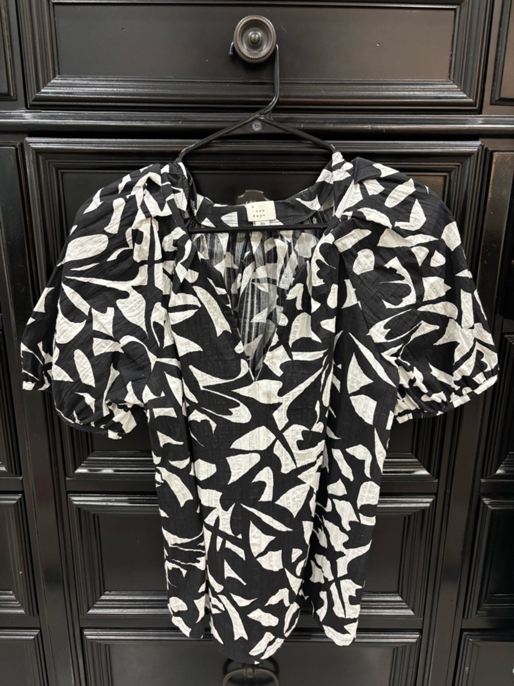 A New Day Black & White Floral Puff-Sleeve Women's Blouse